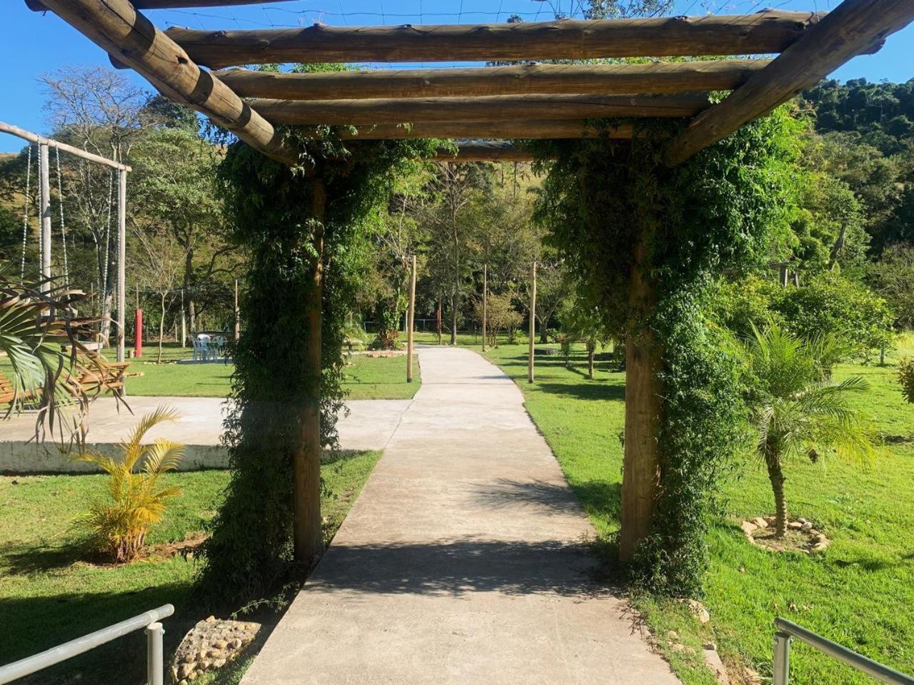 Pousada E Restaurante Bora Bora Da Serra São Bento do Sapucaí Exterior foto